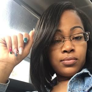 Meet your Posher, Donesha